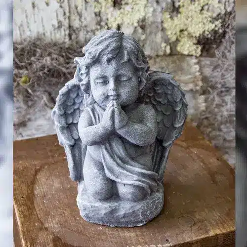 Kneeling Angel