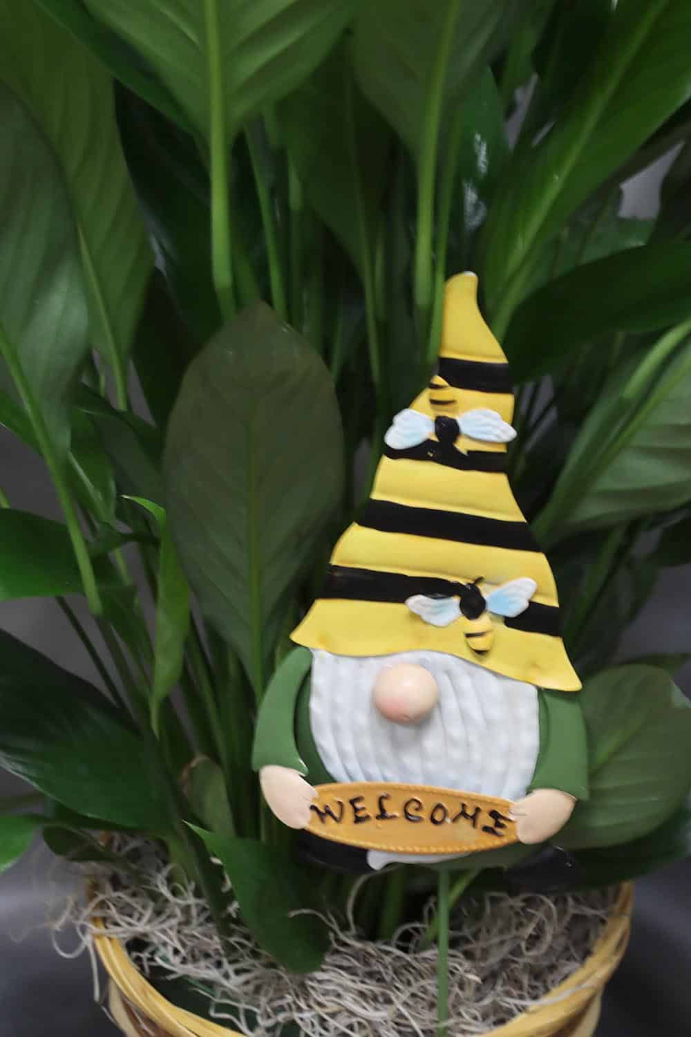 Metal Welcome Gnome