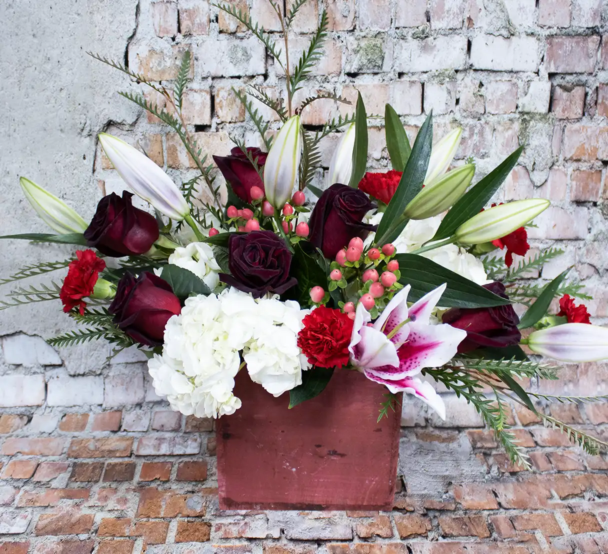 Crimson Promise Bouquet - Image 2